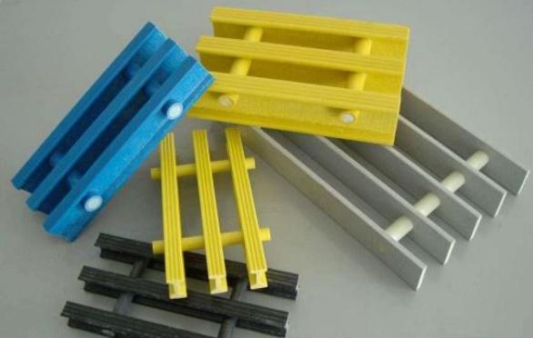 玻璃鋼拉擠格柵特點(diǎn)